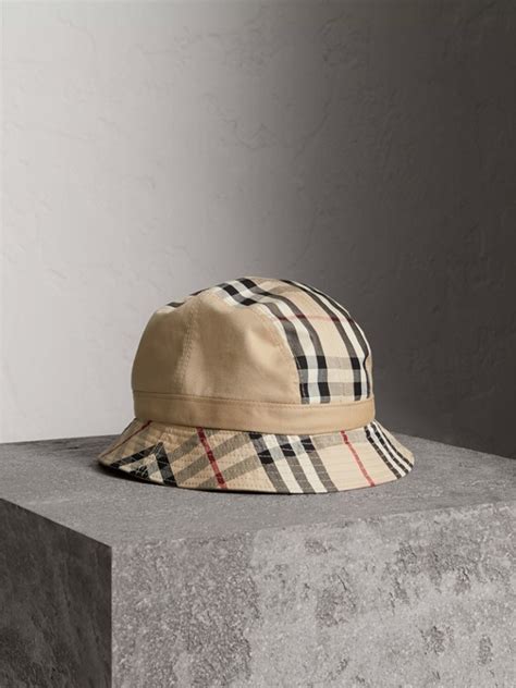 burberry cappello da pioggia|Cappelli da pescatore Burberry da donna .